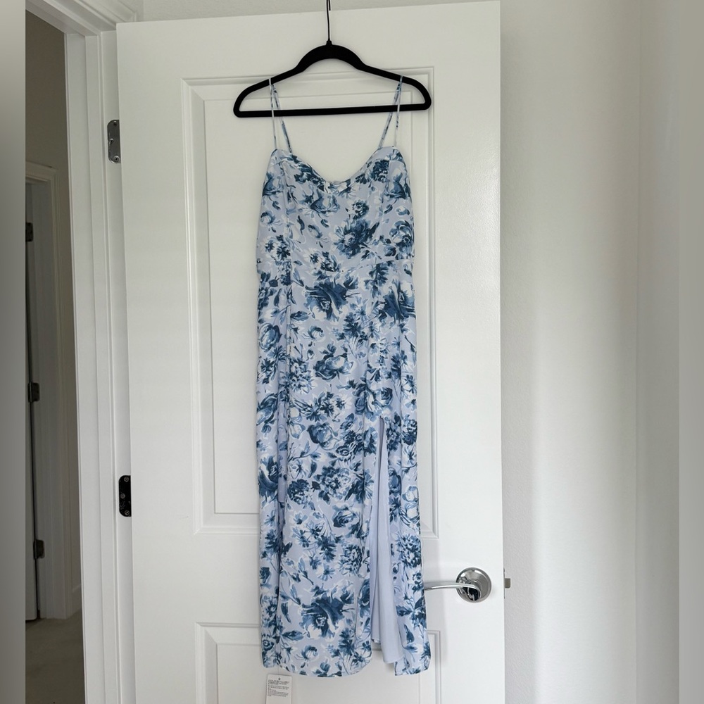 Abercrombie & Fitch Blue Floral Midi Dress